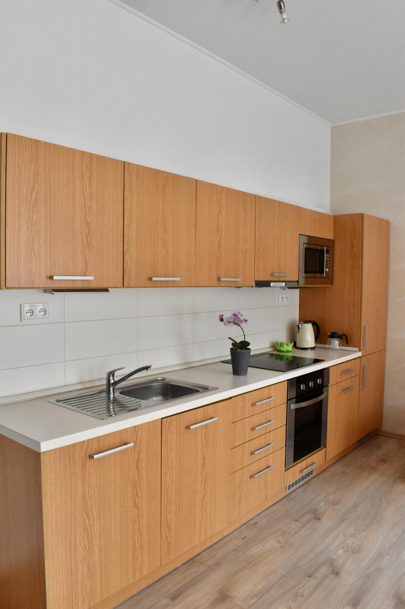 Apartments Verona Κάρλοβι Βάρι Εξωτερικό φωτογραφία