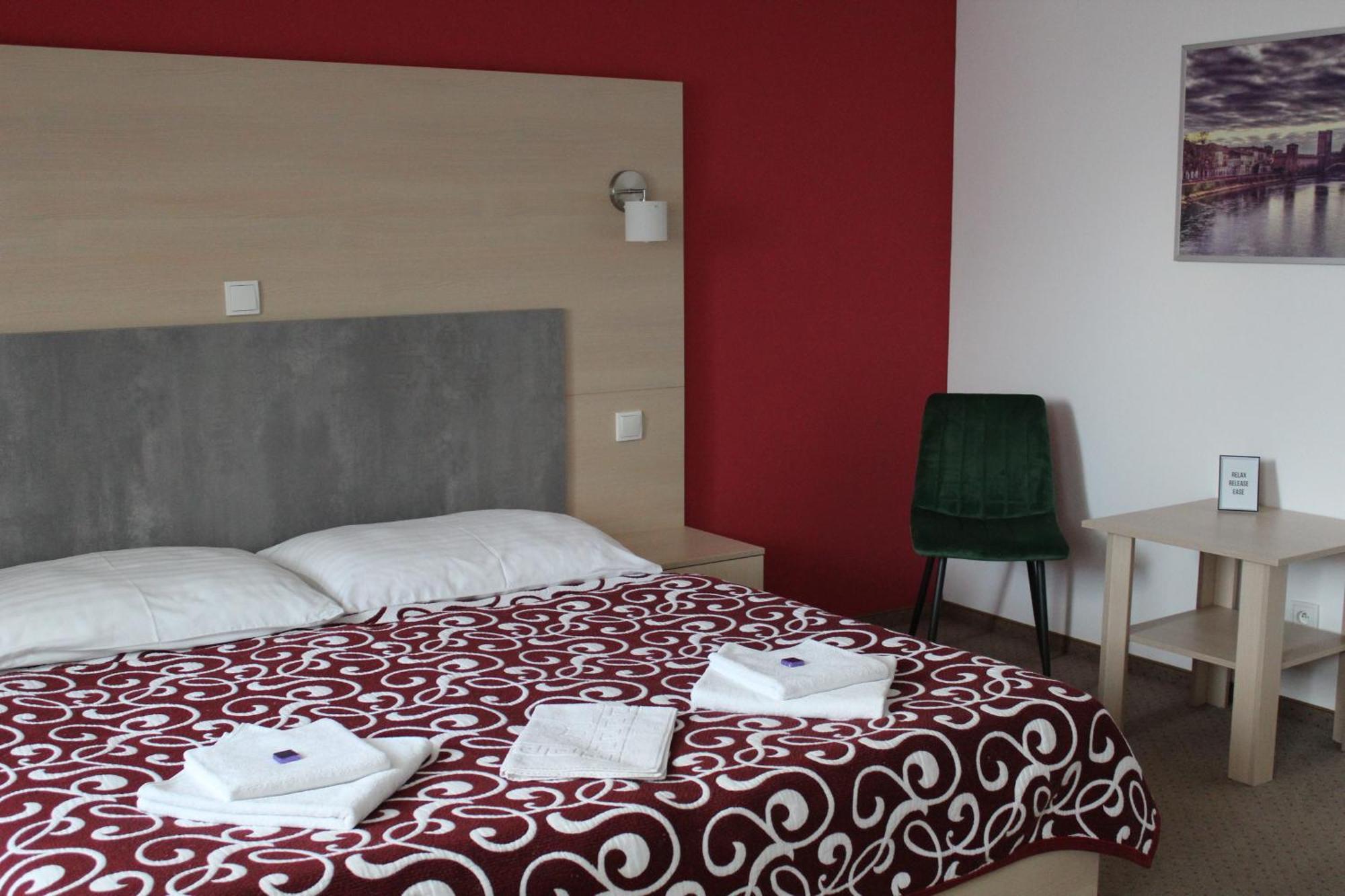 Apartments Verona Κάρλοβι Βάρι Εξωτερικό φωτογραφία